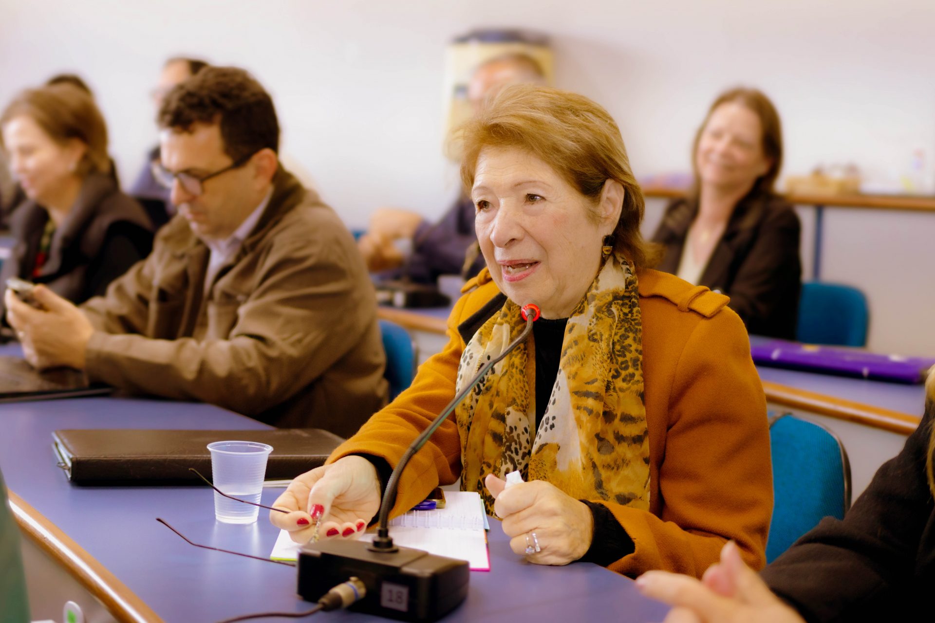 Professoras aposentadas tomam posse no Conselho Universitário