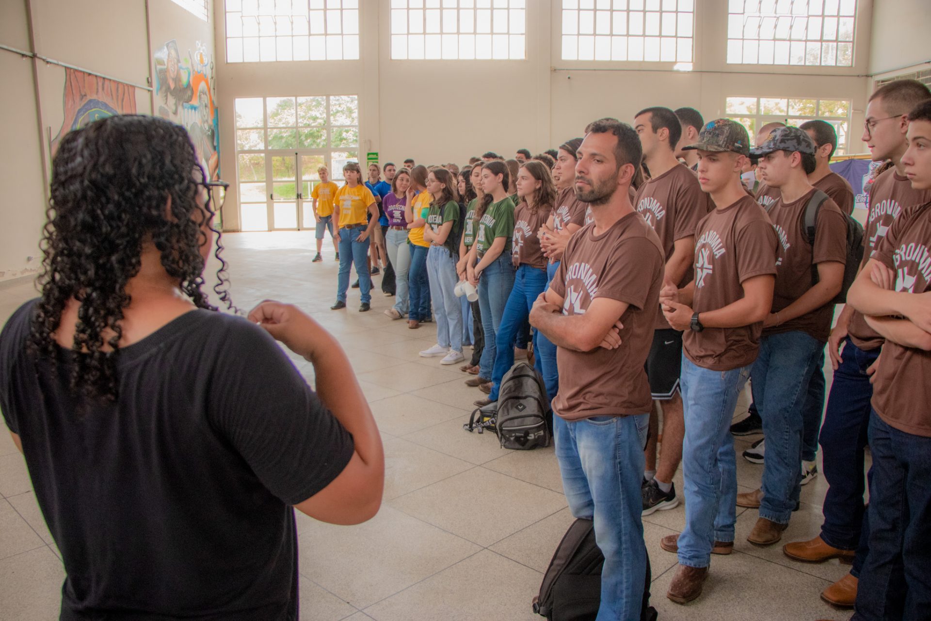 Novos intérpretes de Libras da UEPG devem iniciar atendimentos na quarta-feira